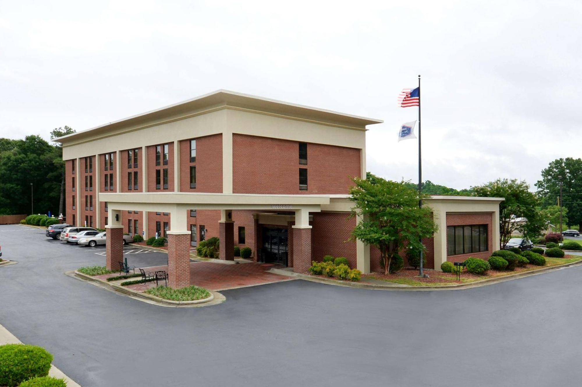 Hampton Inn Roxboro Eksteriør billede